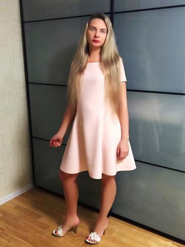 Алёна Твоя Королева фото 4